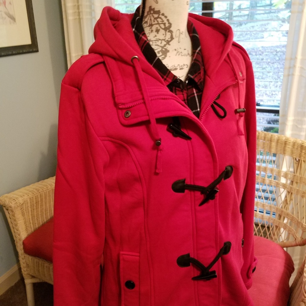 Cuddly Sebby red ladies toggle jacket